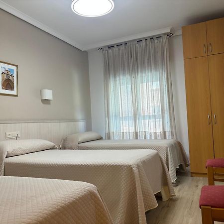 Hostal Atienzar Albacete Exterior photo