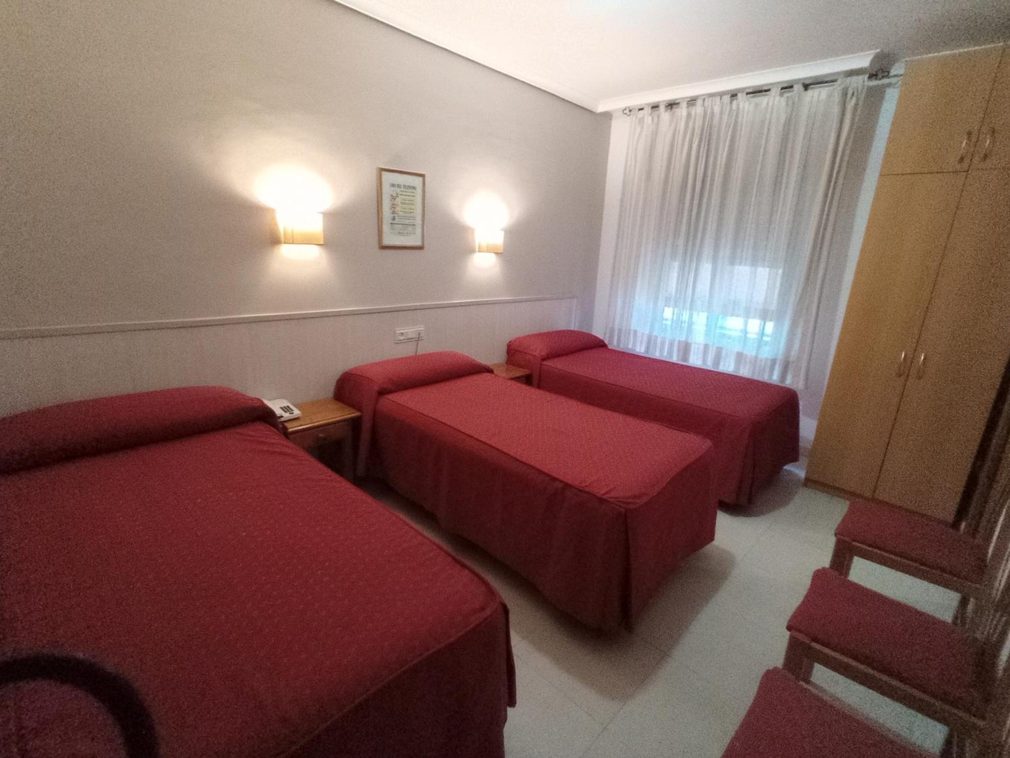 Hostal Atienzar Albacete Exterior photo