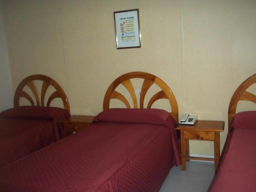 Hostal Atienzar Albacete Exterior photo