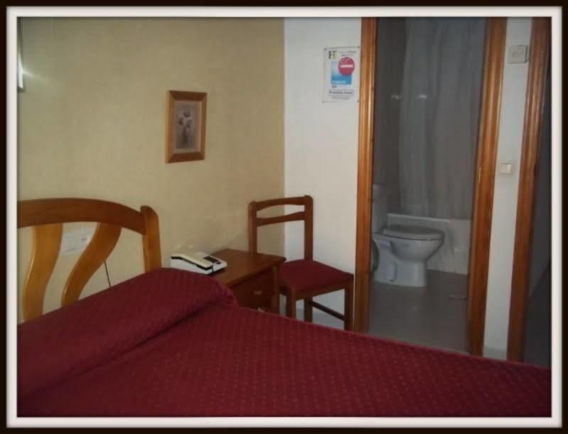 Hostal Atienzar Albacete Exterior photo